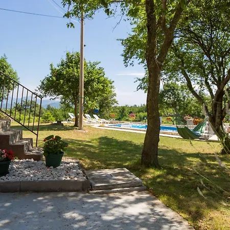 House Josip Ferienhaus *